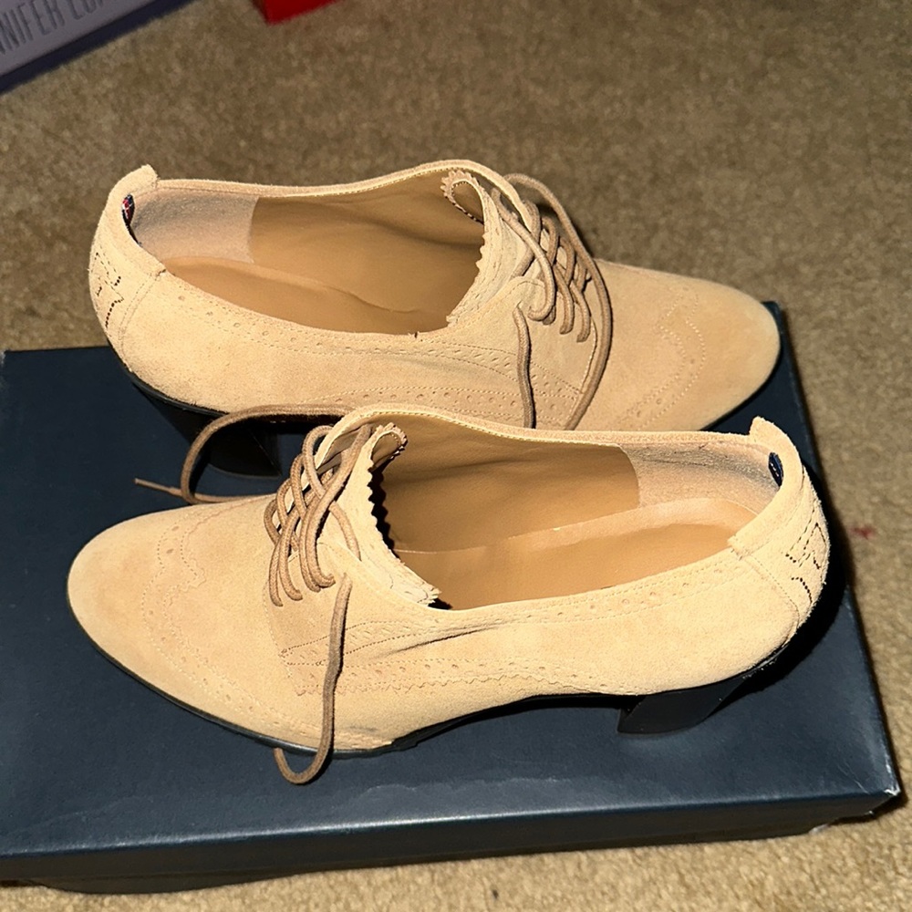 Tommy Hilfiger brown suede heels
